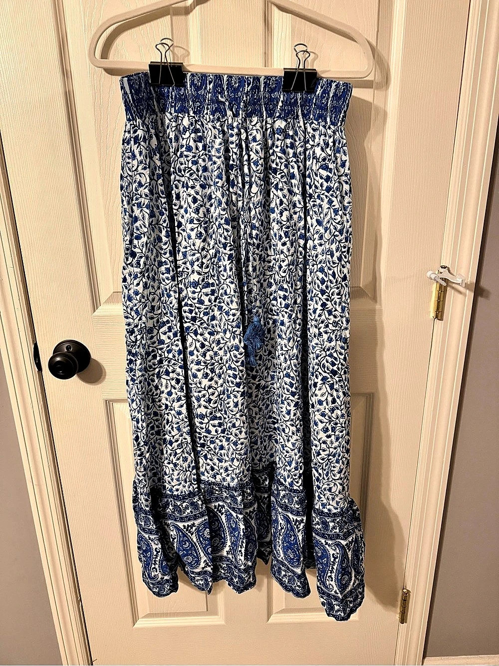 CUPSHE Floral maxi skirt in Blue & White